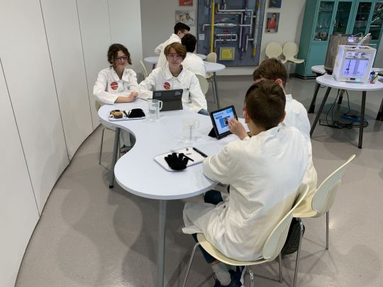 2023 - 6d - Kunststoff-Lab (1).jpeg