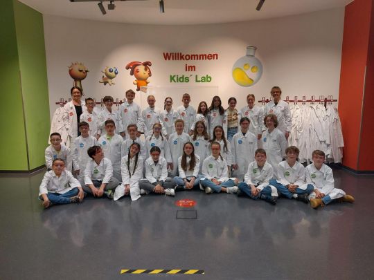 2023 - 6b - Klassenfoto (2).jpg